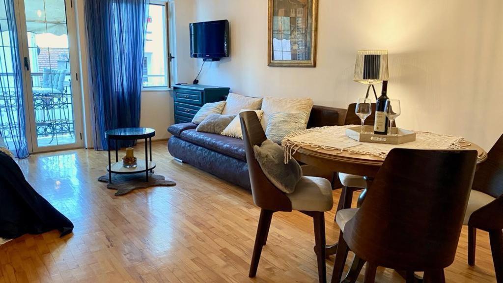 Apartments Nautica Herceg Novi Bagian luar foto
