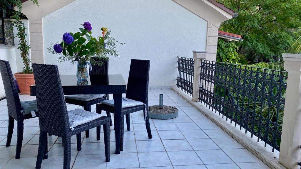 Apartments Nautica Herceg Novi Bagian luar foto