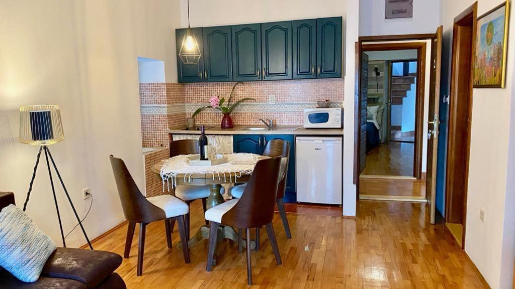 Apartments Nautica Herceg Novi Bagian luar foto