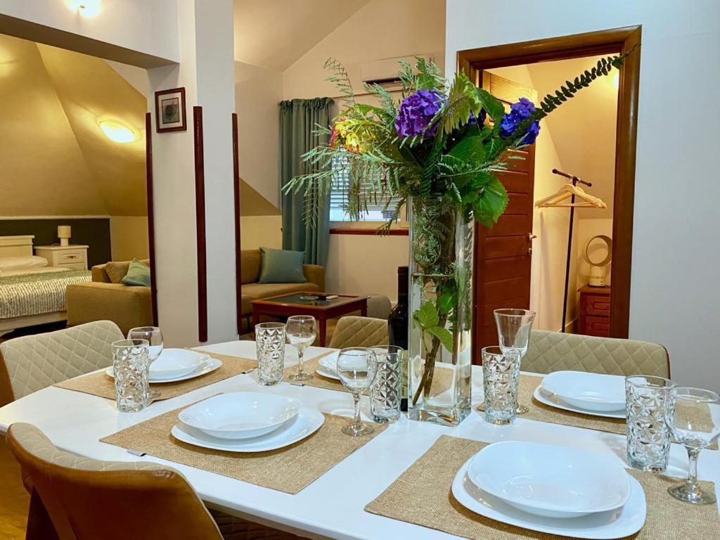Apartments Nautica Herceg Novi Bagian luar foto