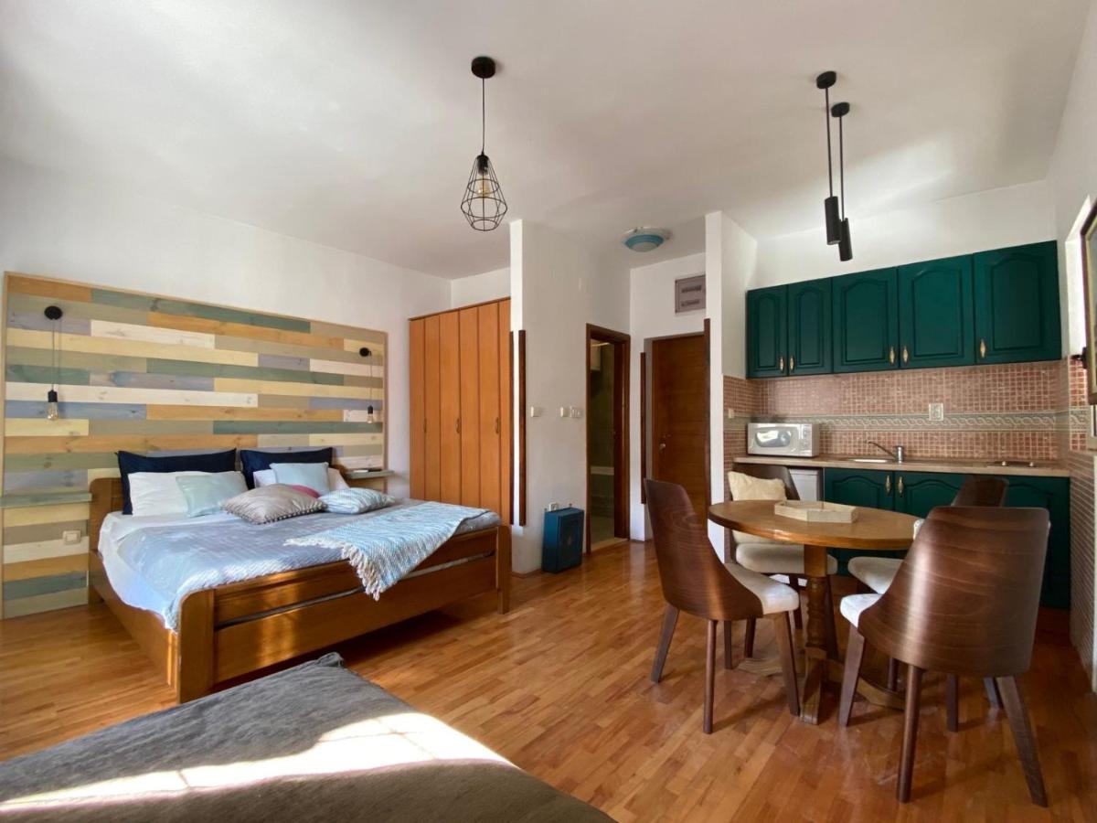 Apartments Nautica Herceg Novi Bagian luar foto
